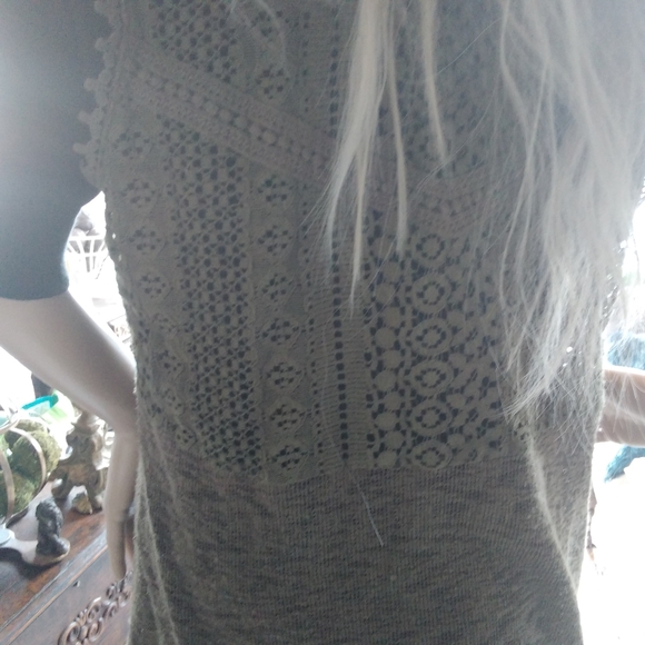 Outfit - Picture 4 of 7